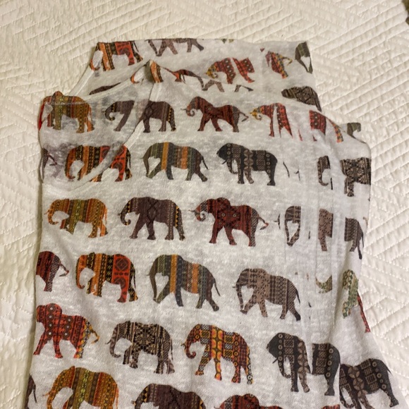 Plus Size Elephant Dolman Top - Picture 4 of 6